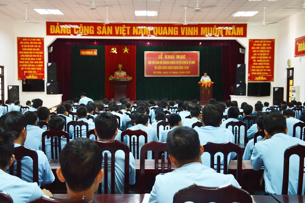Khai mạc Hội thi cán bộ khung huấn luyện chiến sĩ mới năm 2016