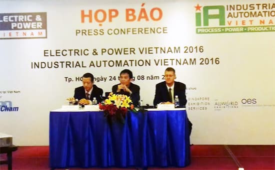 30 quốc gia tham gia triển lãm quốc tế về công nghệ điều phối, truyền tải điện