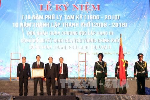 Thủ tướng Nguyễn Xuân Phúc dự Lễ kỷ niệm 110 năm phủ lỵ Tam Kỳ