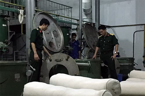 Người thầy “không bằng lòng với chính mình”