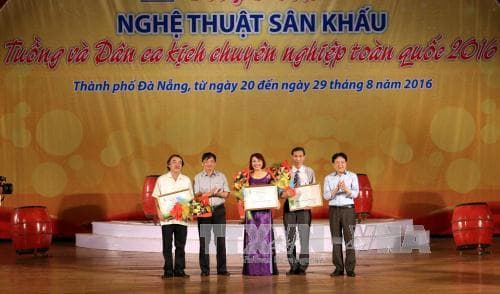 Bế mạc và trao giải cuộc thi nghệ thuật sân khấu tuồng và dân ca kịch chuyên nghiệp toàn quốc năm 2016