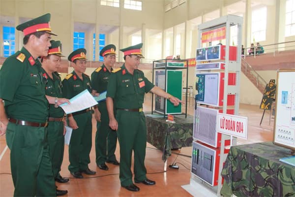 Hội thi sáng kiến cải tiến mô hình, trang thiết bị huấn luyện năm 2016