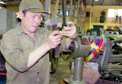 Xây dựng đội ngũ cán bộ đáp ứng yêu cầu xây dựng ngành kỹ thuật tinh, gọn, mạnh