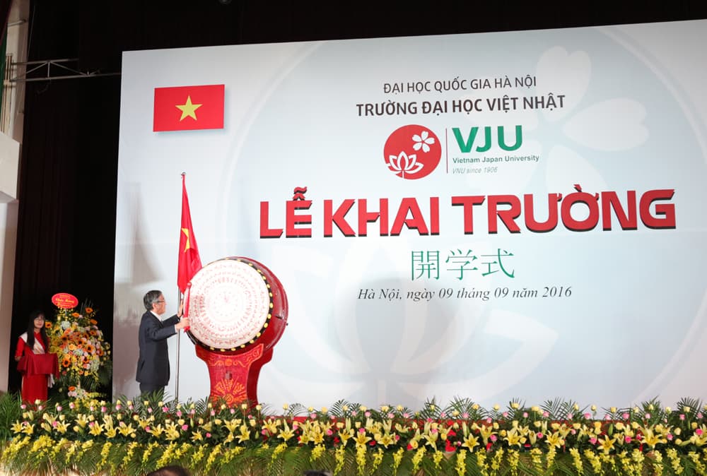 Trường Đại học Việt Nhật khai giảng 6 chương trình đào tạo thạc sĩ đầu tiên