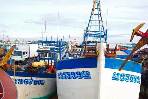 Hải đội 2, BĐBP Sóc Trăng: Cứu hộ thành công 2 tàu cá gặp nạn trên biển