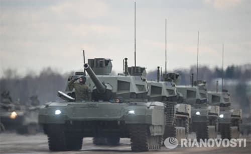 Hình ảnh diễn tập thực chiến đầu tiên của xe tăng Armata