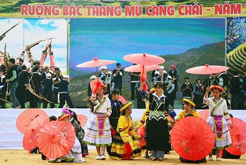 Khai hội Tuần văn hóa, Du lịch khám phá danh thắng quốc gia ruộng bậc thang Mù Cang Chải