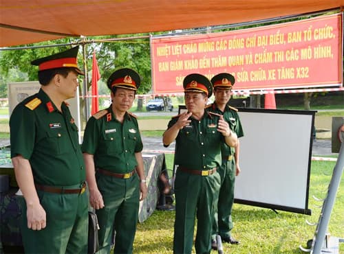 Khai mạc Hội thao TDTT và Hội thi sáng kiến cải tiến mô hình, trang thiết bị huấn luyện năm 2016
