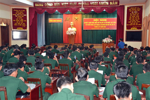Phấn đấu 100% cấp ủy Đảng đều có quy hoạch, sử dụng cán bộ trẻ theo Chỉ thị 258