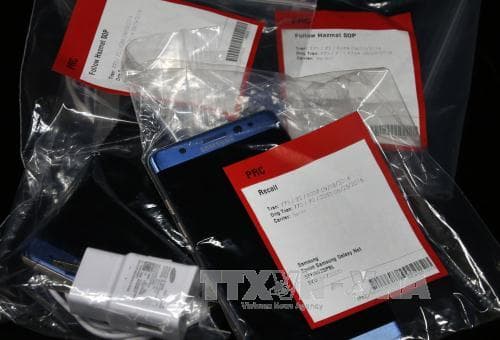 Điện thoại Samsung bốc khói trên chuyến bay của hãng hàng không IndiGo