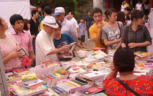 Chống sách giả, sách lậu thế nào?