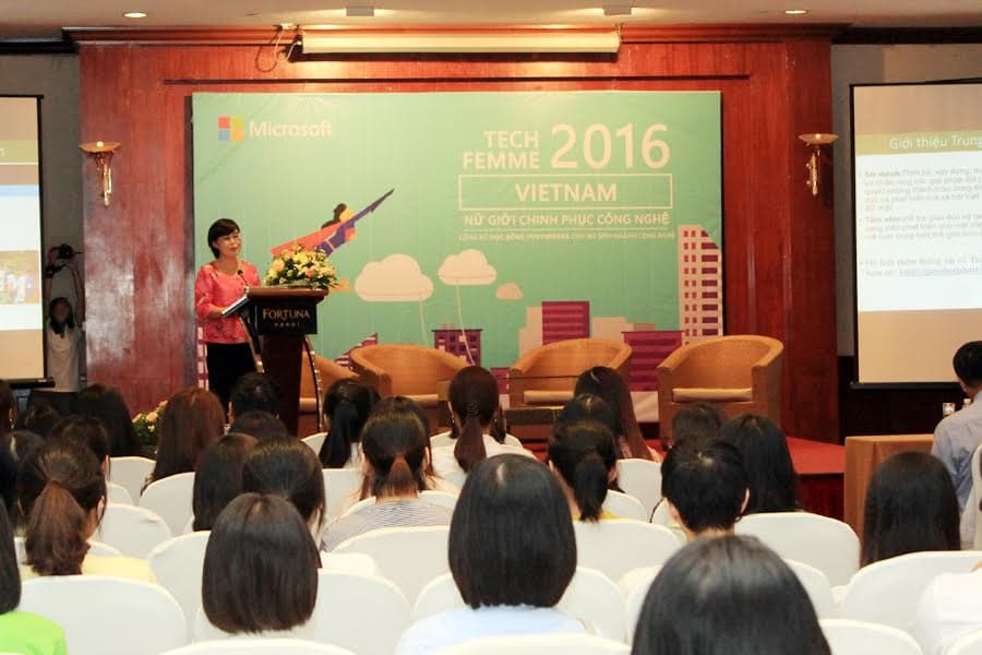 Truyền cảm hứng cho phái nữ chinh phục công nghệ