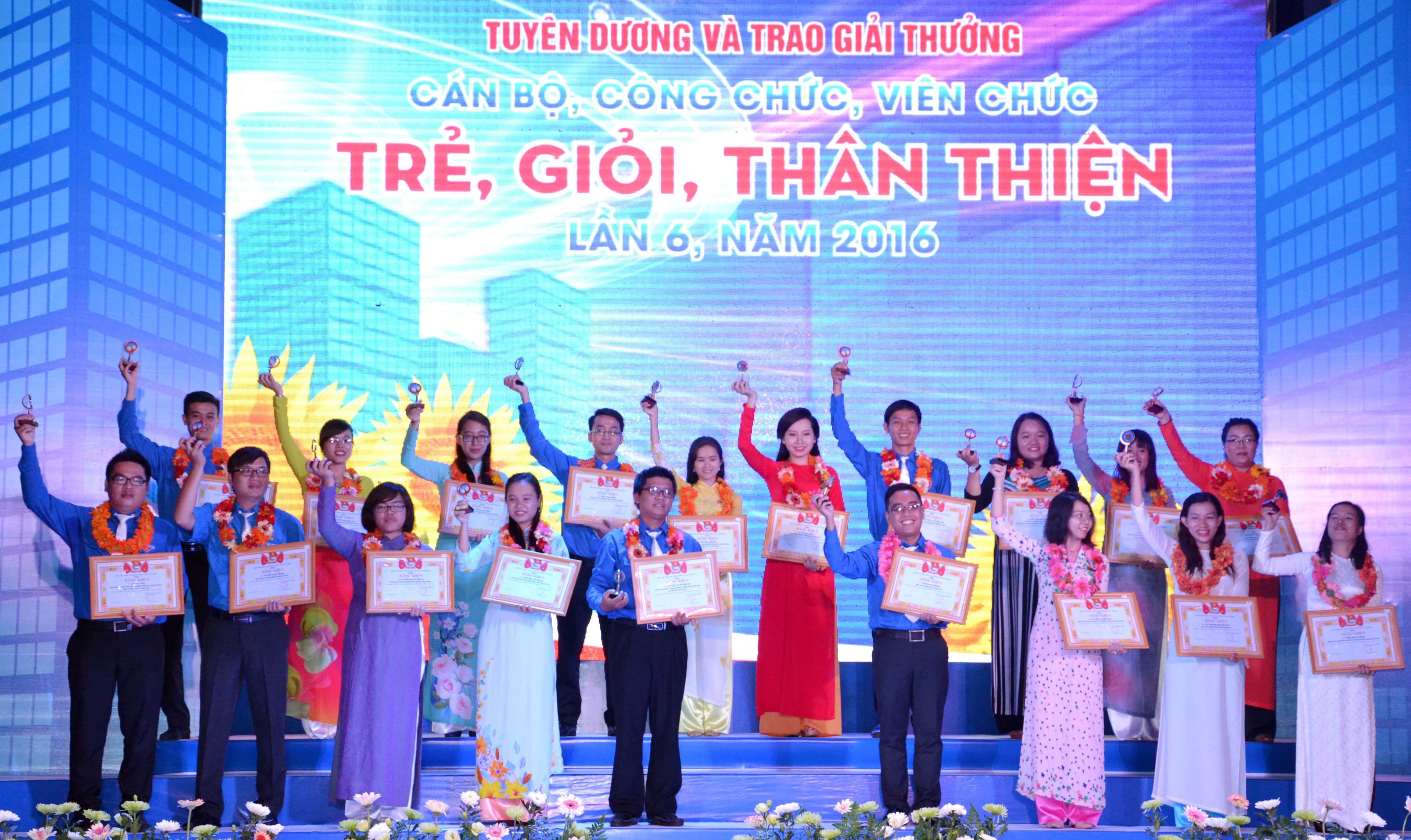 Thổi lên ngọn lửa nhiệt huyết