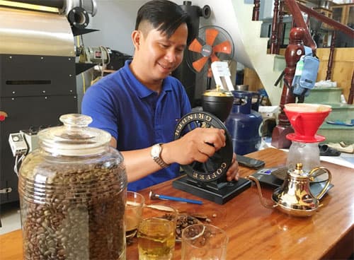 “Cà phê tươi” phố núi