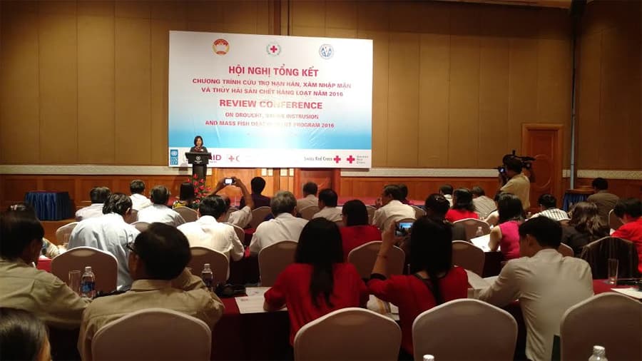 Hơn 93 tỉ đồng cứu trợ người dân bị ảnh hưởng hạn hán, xâm nhập mặn