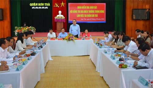 Đoàn kiểm tra, giám sát Hội đồng Thi đua-Khen thưởng Trung ương làm việc tại quận Sơn Trà (Đà Nẵng)