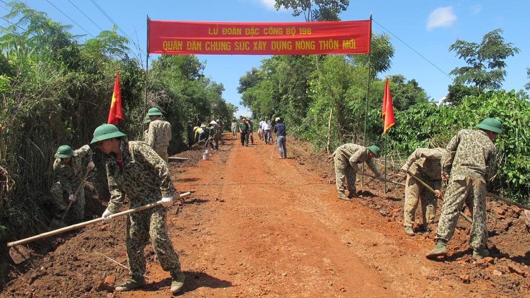 Dân vận khéo, gắn bó nghĩa tình với đồng bào