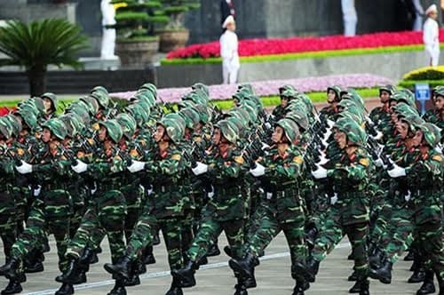 Bài 2: Góc nhìn thẳng về “tự diễn biến”, “tự chuyển hóa” hiện nay