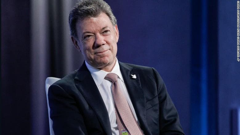 Tổng thống Cô-lôm-bi-a đoạt giải Nobel Hòa bình 2016