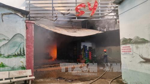 Tiền Giang: Kịp thời dập tắt đám cháy ở quán karaoke