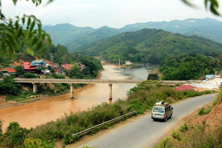 Bộ đội chung tay, vùng biên khởi sắc