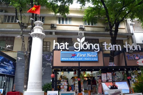 Khánh thành công trình ngọn hải đăng tại Đường sách TP Hồ Chí Minh