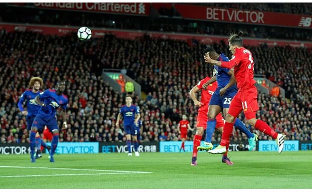 MU cầm hòa Liverpool không bàn thắng