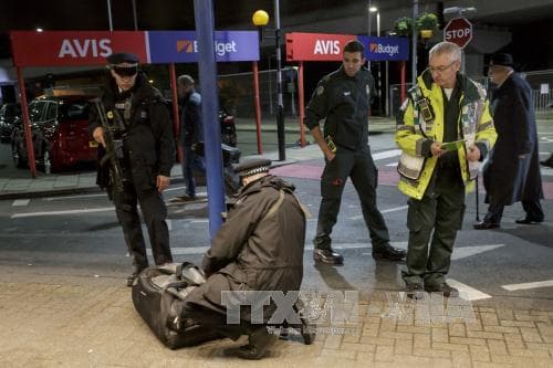 Sân bay thành phố London tuyên bố an toàn sau "nghi vấn hóa chất"
