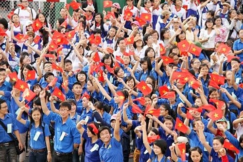 ĐỂ CÓ ĐỘI NGŨ CÁN BỘ ĐOÀN “VỪA HỒNG, VỪA CHUYÊN”