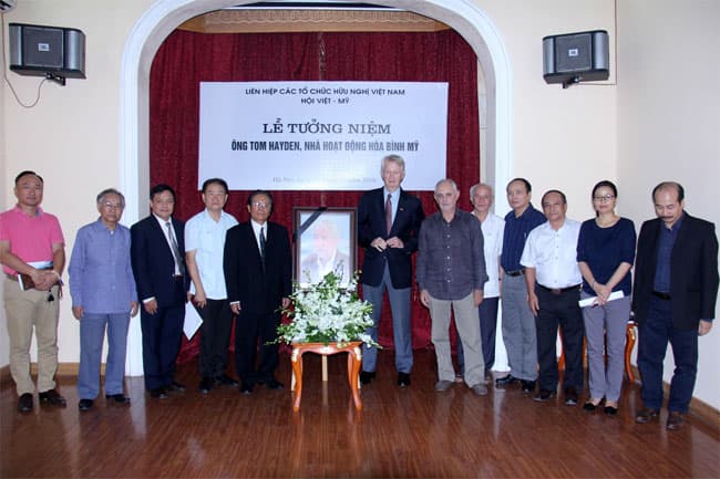 Tưởng nhớ Tôm Hây-đân - nhà hoạt động yêu chuộng hòa bình, người bạn thân thiết của nhân dân Việt Nam