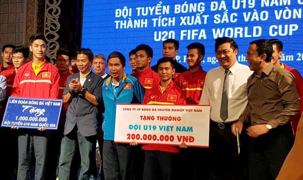 U19 Việt Nam về nước sau khi đoạt vé dự FIFA U20 World Cup