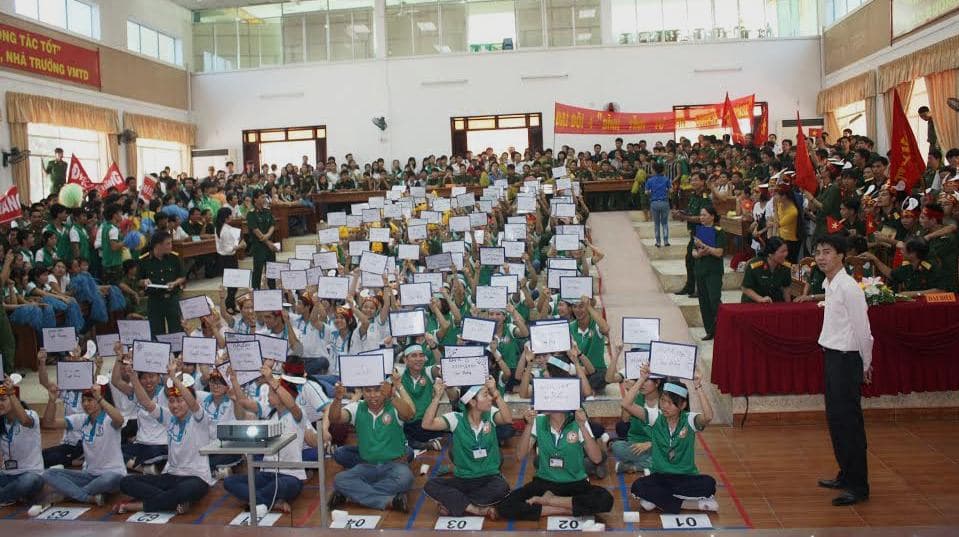 Dạy nghề gắn với dạy người  ở Trường Trung cấp Quân y 2