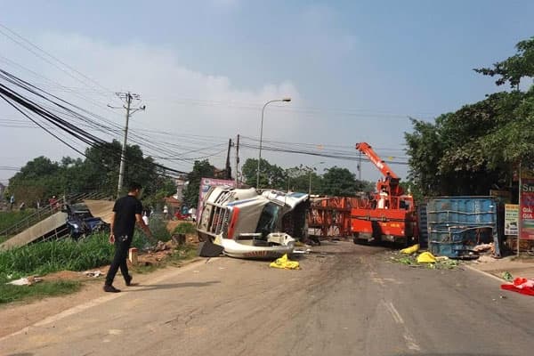 KHÔNG THỂ VÔ CẢM TRƯỚC TAI NẠN GIAO THÔNG