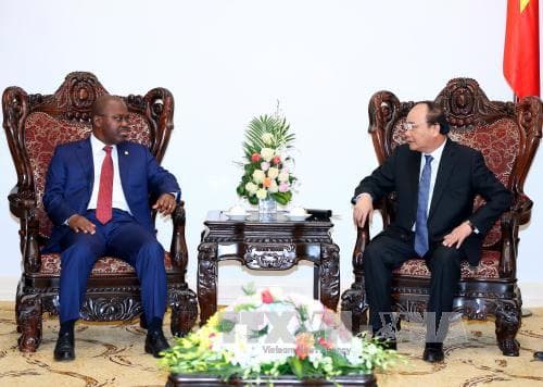 Thủ tướng Nguyễn Xuân Phúc tiếp Bộ trưởng Bộ Nội vụ Mozambique