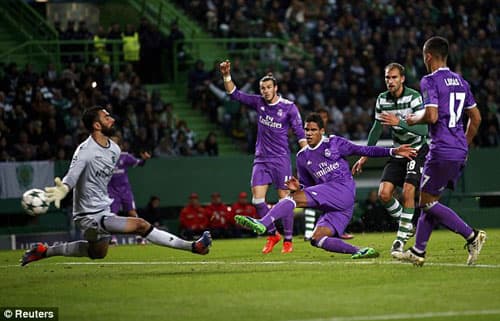 Real đoạt vé vào vòng 1/8 Champions League