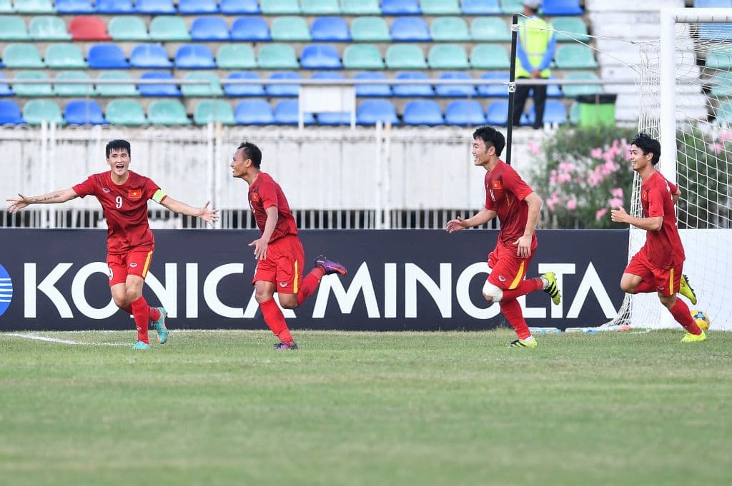 Chờ Công Phượng tỏa sáng
