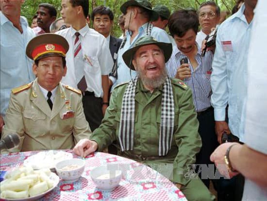 Phản ứng của các nước châu Mỹ trước tin lãnh tụ Cuba Fidel Castro từ trần