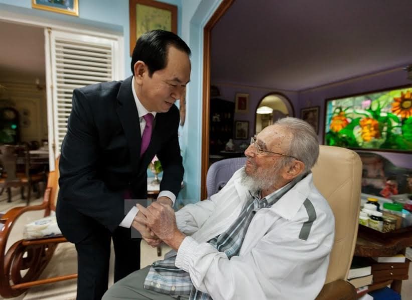 Nhớ mãi nụ cười Fidel!