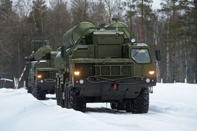 Bộ Quốc phòng Nga tiếp nhận thêm 5 trung đoàn tên lửa S-400 Triumf