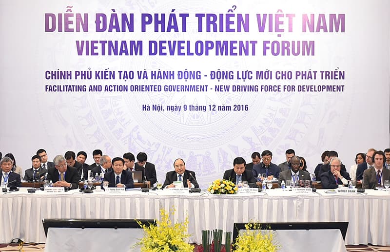 Diễn đàn Phát triển Việt Nam 2016