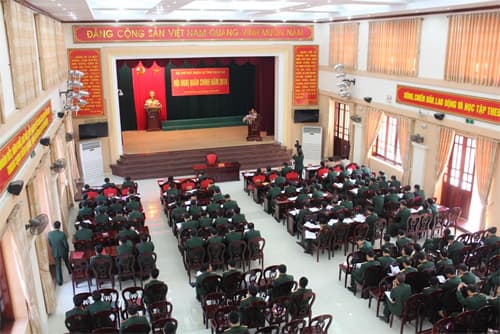 Bộ CHQS tỉnh Nghệ An tổ chức Hội nghị quân chính năm 2016