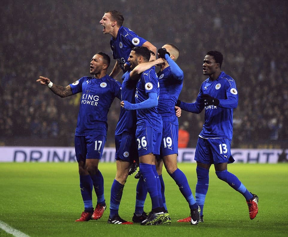 Man City thất bại, Arsenal tạm vươn lên ngôi đầu