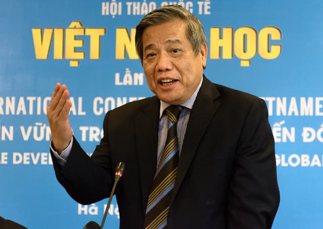 Đề xuất biện pháp thiết thực, giải quyết các vấn đề đương đại của Việt Nam