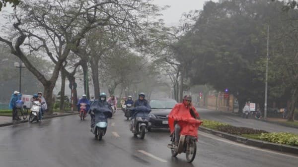 Các tỉnh Bắc Bộ trời rét, miền Trung mưa lớn