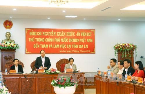 Thủ tướng Nguyễn Xuân Phúc: Gia Lai cần gìn giữ và khai thác tốt hơn nữa không gian văn hóa cồng chiêng