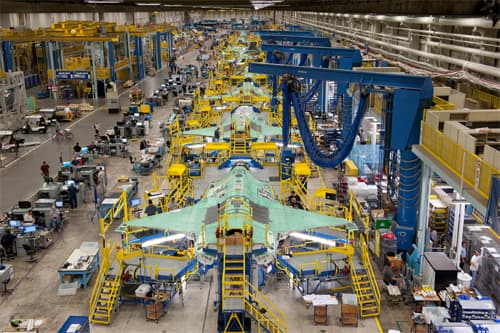 Lockheed Martin mở rộng dây chuyền lắp ráp Tia chớp F-35