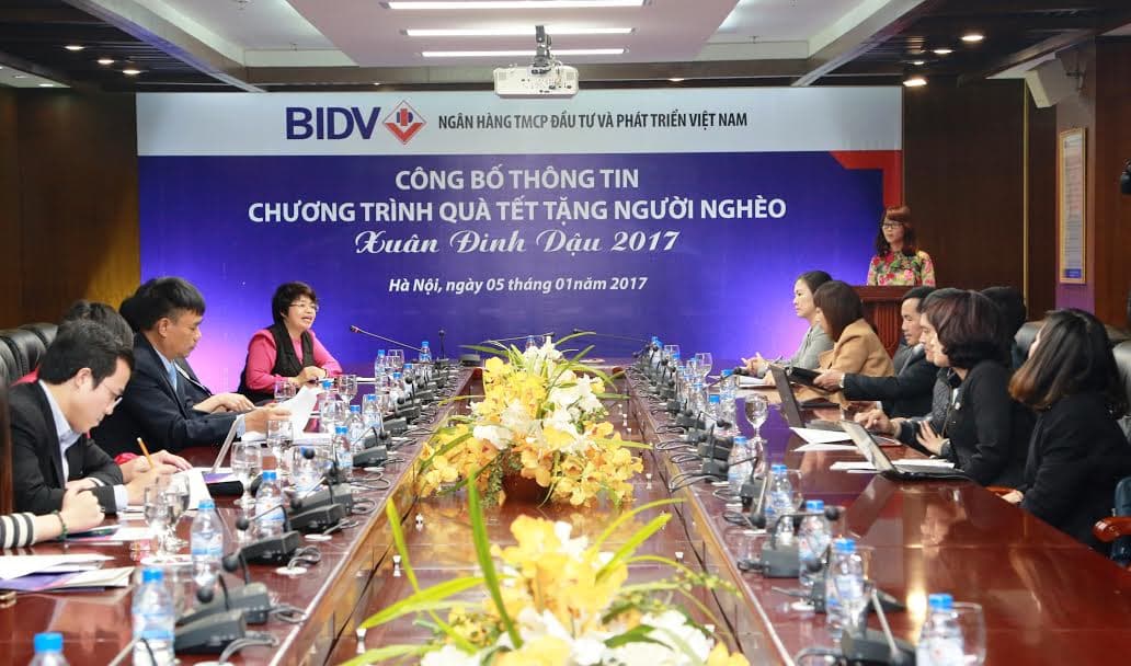 BIDV tặng 24.000 suất quà Tết đến đồng bào nghèo cả nước