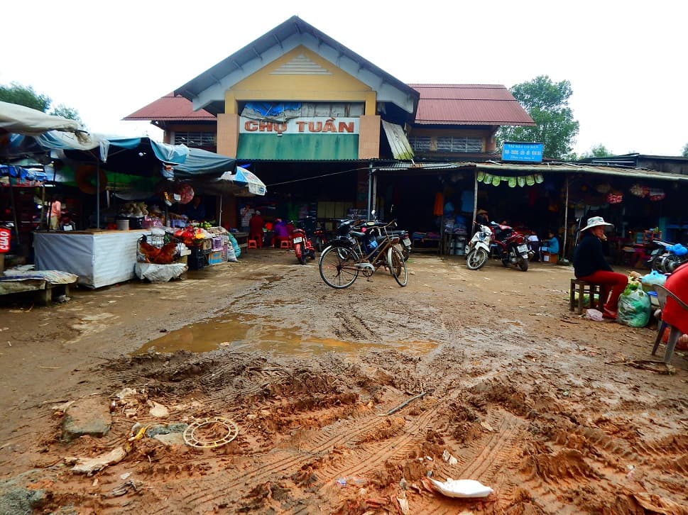 Thông tin từ đường dây nóng