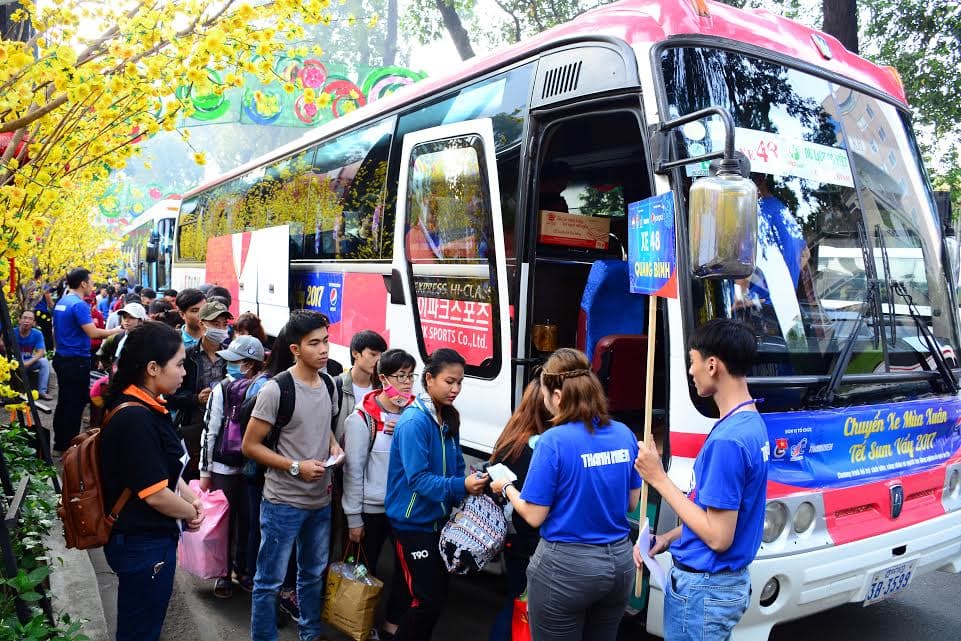 TP Hồ Chí Minh: Tiễn 2.800 sinh viên về quê đón Tết