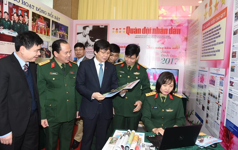 Khai mạc Hội báo Xuân Đinh Dậu Hà Nội 2017